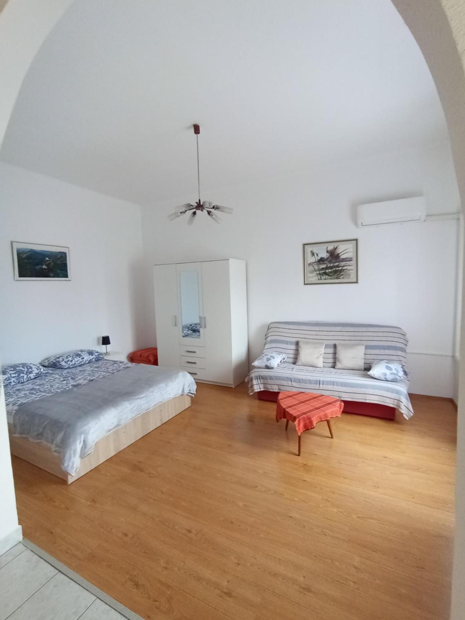 Studio Bella โรวีน ภายนอก รูปภาพ